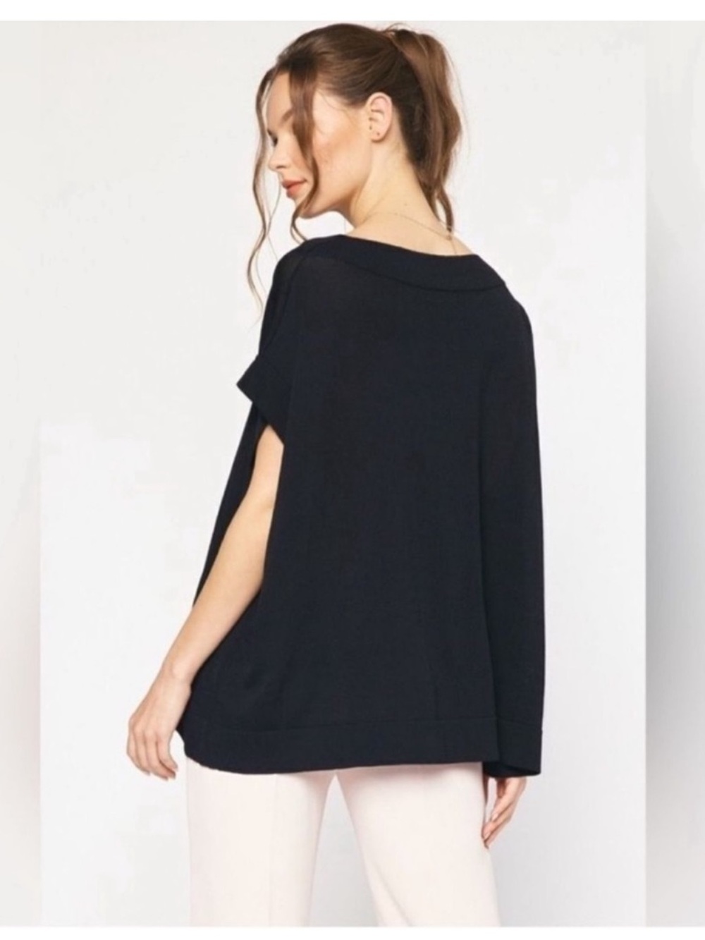 MICHAEL STARS Verna Dolman Sleeve Knit Top in Black New With Tags Size Medium - Picture 3 of 15